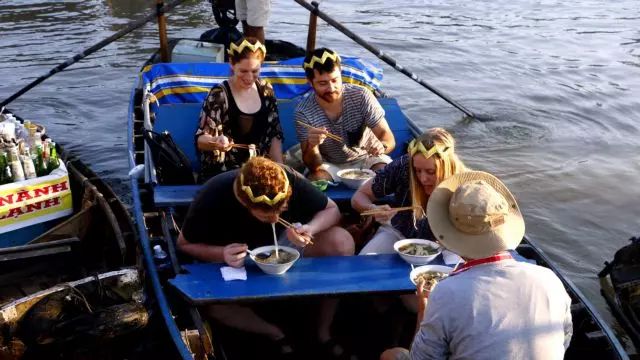 floating markets4_vietnamnet.jpg floating markets4_vietnamnet.jpg